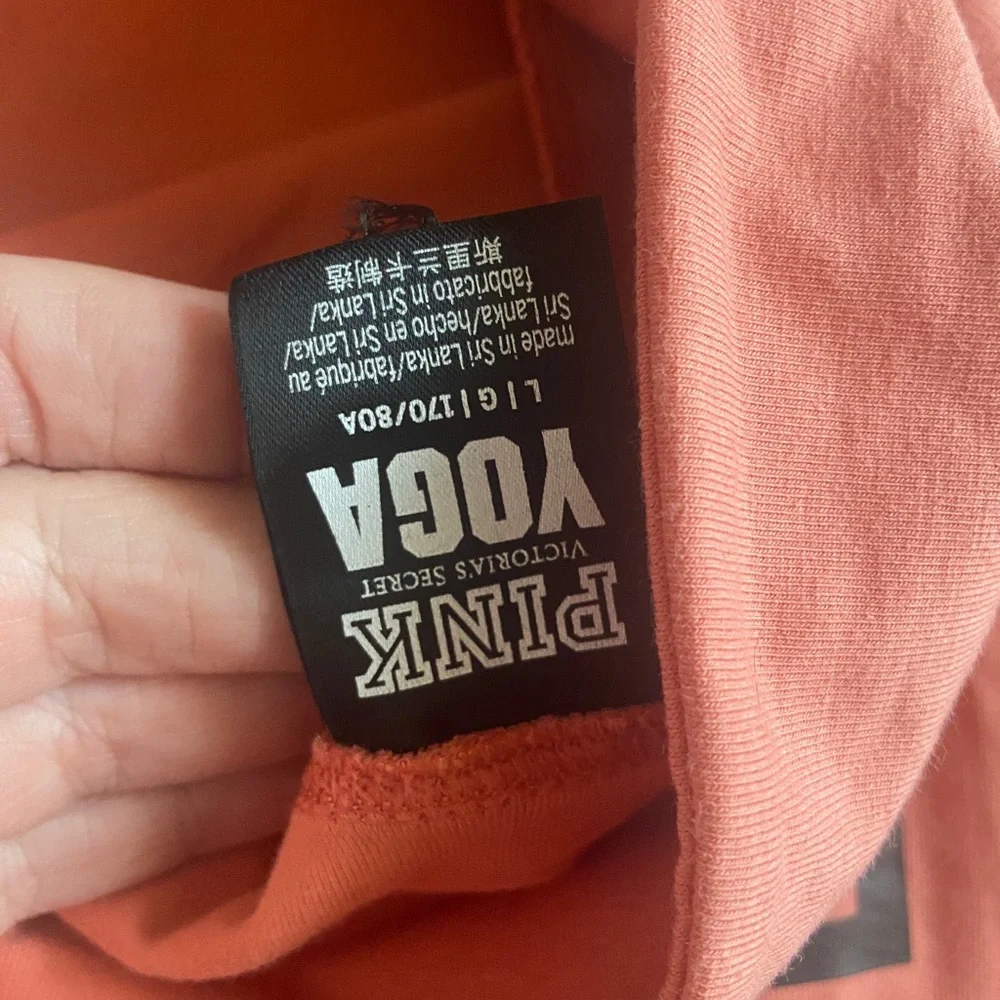 Brand new PINK yoga pants - Picture 3 of 4